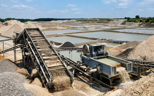 Sand and gravel wet plant
